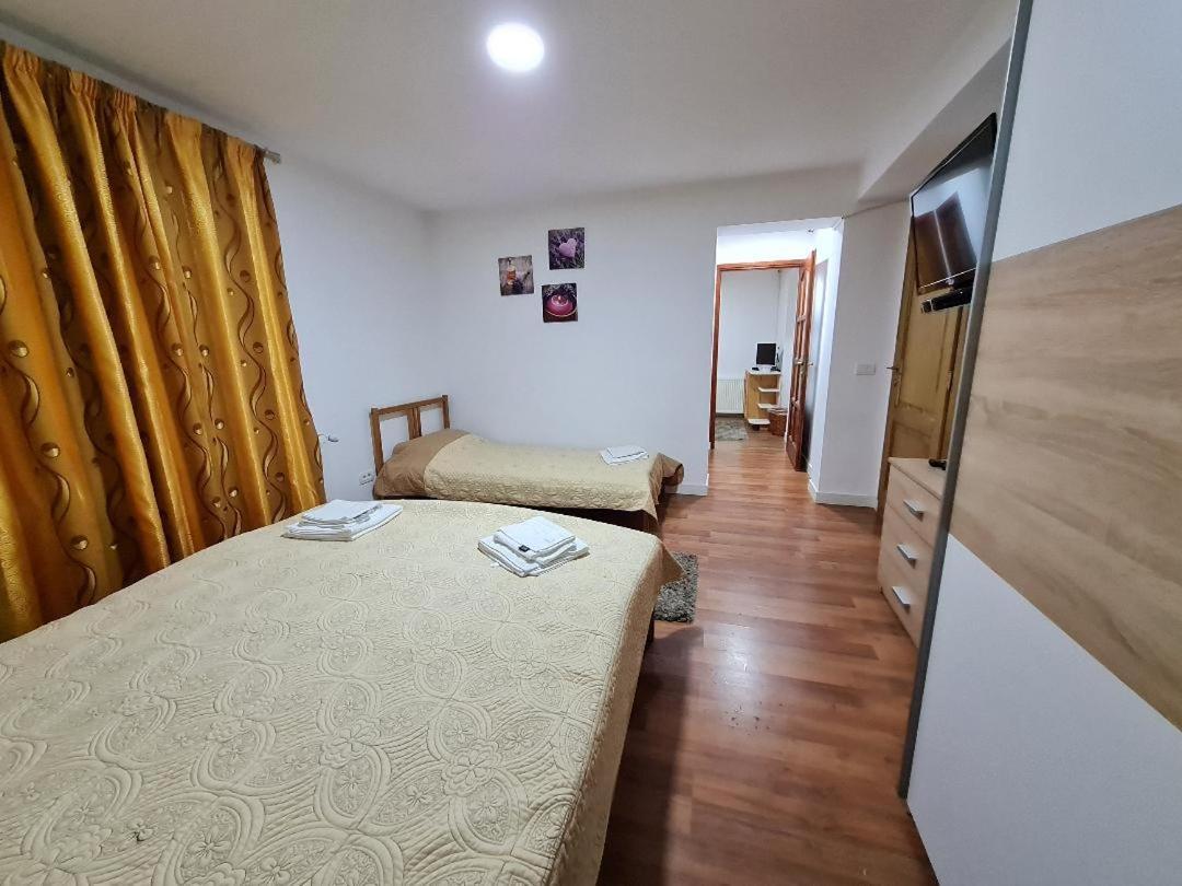 Pensiunea Casa Zmeilor Dragus Bagian luar foto