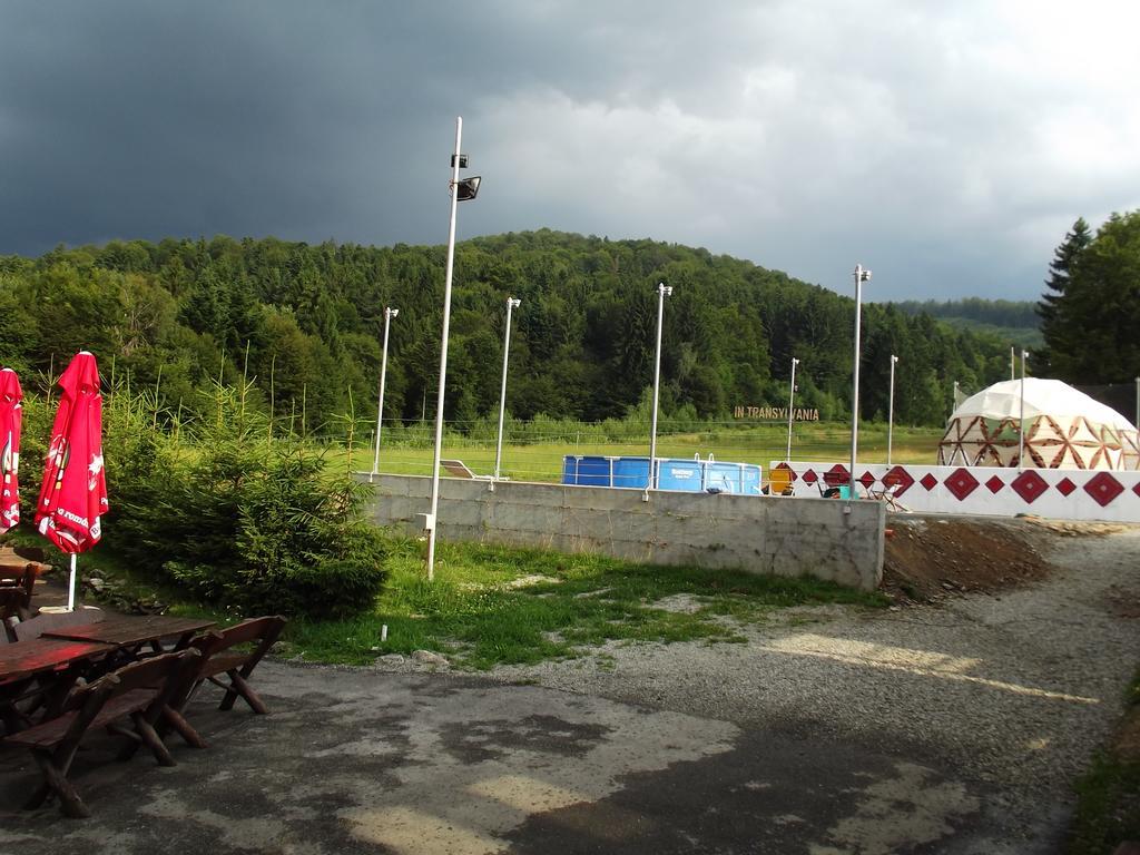 Pensiunea Casa Zmeilor Dragus Bagian luar foto