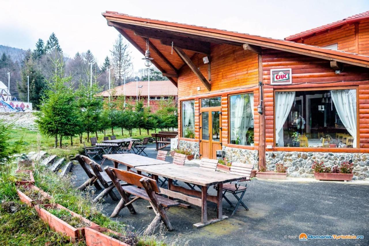 Pensiunea Casa Zmeilor Dragus Bagian luar foto